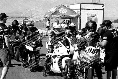 media/May-08-2022-Apex Assassins (Sun) [[07d06fa212]]/Around the Pits/